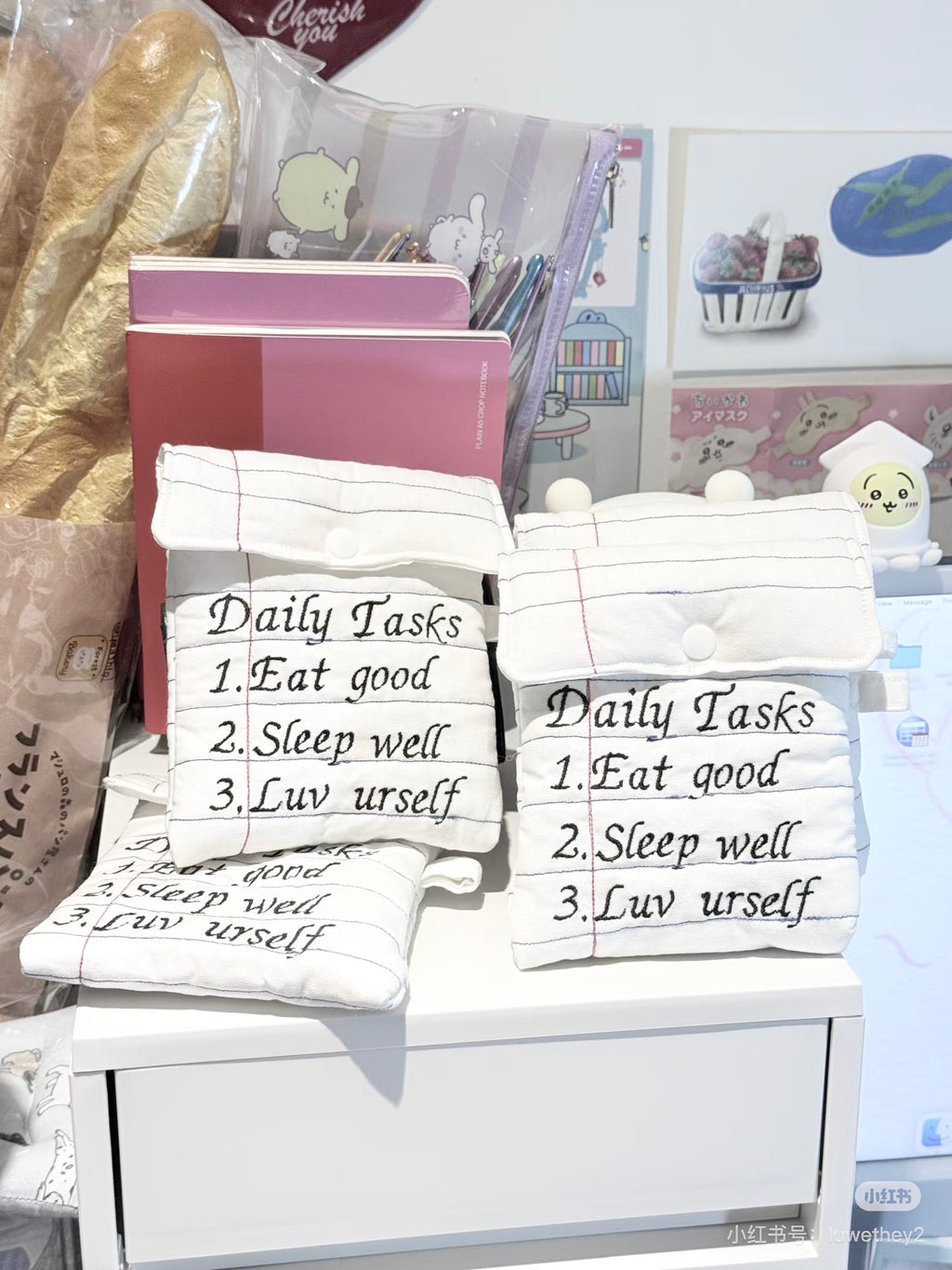 Daily Tasks Flip Small Pouches