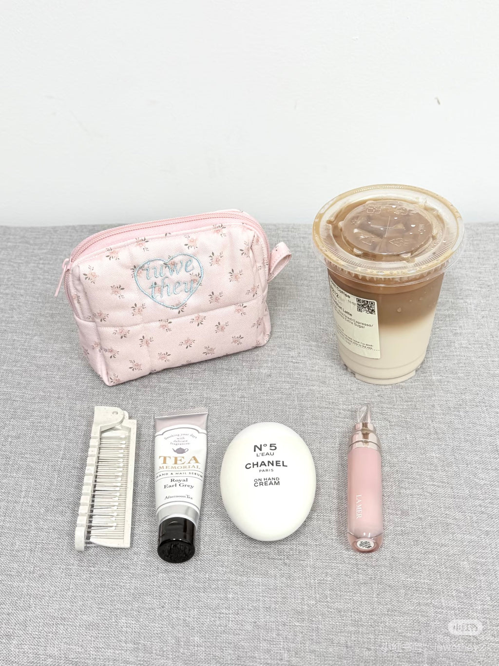 Soft Rosie Beauty Pouch